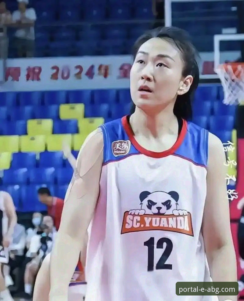 四川女篮总决赛G1大胜创纪录：三外援体系与战术执行的深度解析